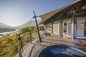 Madwaleni River Lodge - Babanango Game Reserve