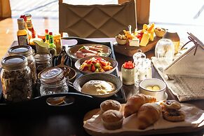 Madwaleni River Lodge - Babanango Game Reserve