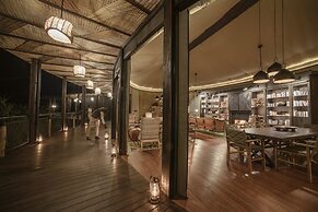 Madwaleni River Lodge - Babanango Game Reserve