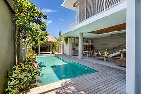 Best Selling 2 Bedrooms Villa in Central Seminyak
