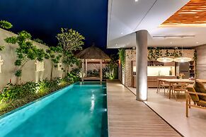 Best Selling 2 Bedrooms Villa in Central Seminyak