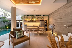 Best Selling 2 Bedrooms Villa in Central Seminyak