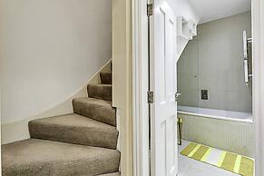 Beautiful Abode in Kensington Olympia