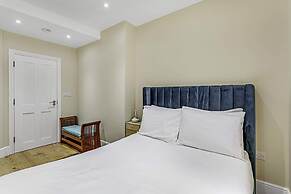 Beautiful Abode in Kensington Olympia