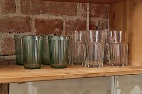 Studio z Antresolą by Renters