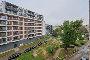 Studio z Antresolą by Renters