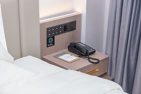 Poltton International Hotel