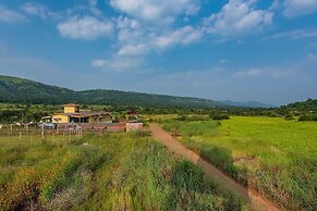 CosmicStays Rajgad Vista - Stay & play