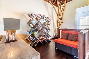 Pristine Villa Yuyu Balian