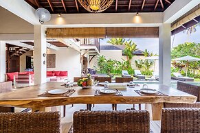 Pristine Villa Yuyu Balian