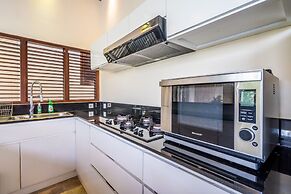 Pristine Villa Yuyu Balian