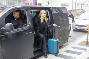 Dem Premium Hotel - Round Trip Airport Service - Istanbul Internationa