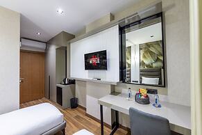 Dem Premium Hotel - Round Trip Airport Service - Istanbul Internationa