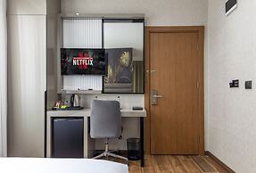 Dem Premium Hotel - Round Trip Airport Service - Istanbul Internationa