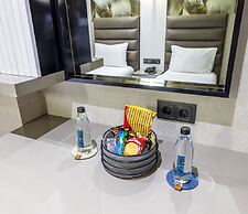 Dem Premium Hotel - Round Trip Airport Service - Istanbul Internationa