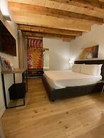 Malvezzi24 Boutique Rooms