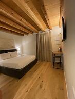 Malvezzi24 Boutique Rooms