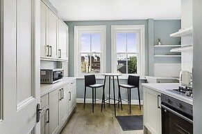 Beautiful Abode In Fulham Broadway