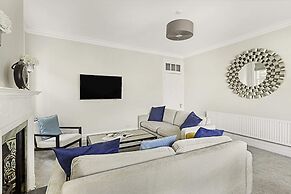 Beautiful Abode In Fulham Broadway