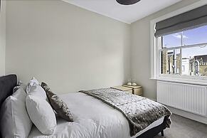 Beautiful Abode In Fulham Broadway