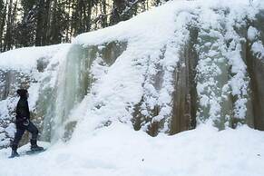 Cozy Stuga With Mountain & Northern Lights View