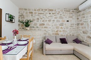 Apartment Dajana, near the beach