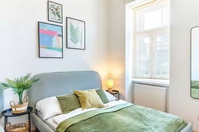 Designer Apartments - Near Danube