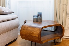 Designer Apartments - Near Danube