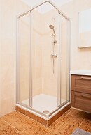 Designer Apartments - Near Danube