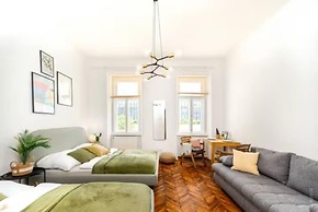 Designer Apartments - Near Danube