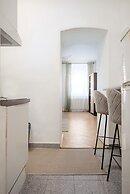 Designer Apartments - Near Danube