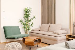 Designer Apartments - Near Danube