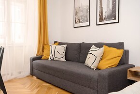 Designer Apartments - Near Danube