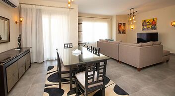 Prime Select Village Gate