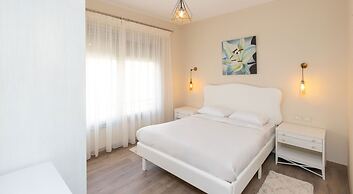 Prime Select Village Gate