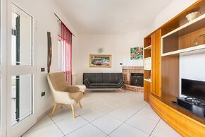 3635 Villa Dolce - App 2 by Barbarhouse