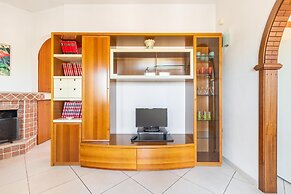 3635 Villa Dolce - App 2 by Barbarhouse