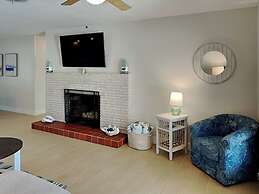 Shell Mound Beach Cottage