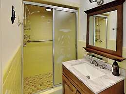 Shell Mound Beach Cottage