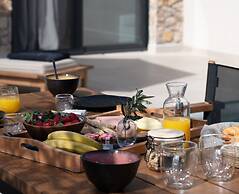 Olivera Suites Sarti