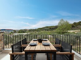 Olivera Suites Sarti