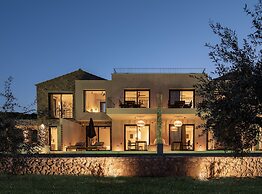 Olivera Suites Sarti