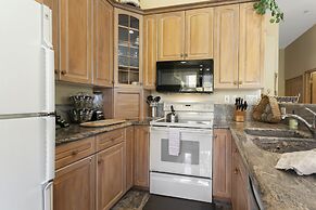 Sunvail Condos 31e 3 Bedroom Condo by RedAwning