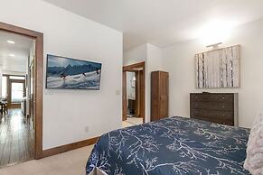 Sunvail Condos 33c 2 Bedroom Condo by RedAwning