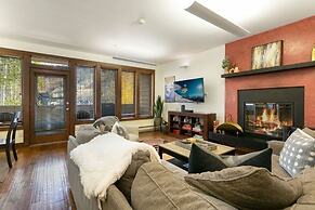 Sunvail Condos 33c 2 Bedroom Condo by RedAwning