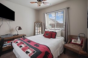 Bend Able 3 Bedroom Home by Redawning