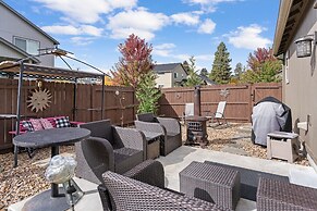 Bend Able 3 Bedroom Home by Redawning