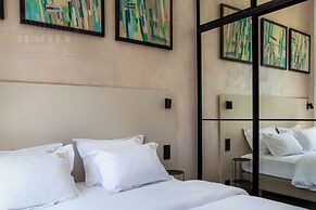 Canvas House Fragola Apartments