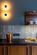 Canvas House Fragola Apartments