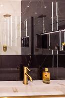 Canvas House Fragola Apartments